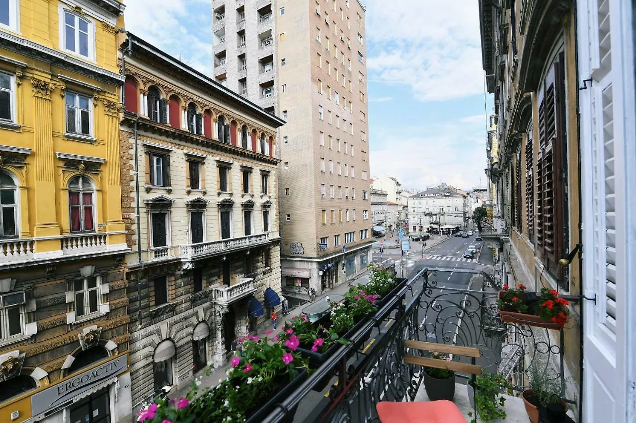 Vitopolis 1&2 Rijeka Apartment
